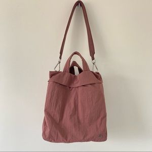 Lululemon On My Level 19L Clay Nylon Tote Bag